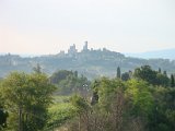 SAN GIMIGNANO DA LONTANO.JPG